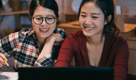Why Take Accredited Online Japanese Language Courses? 8 Key Benefits for High School Students
