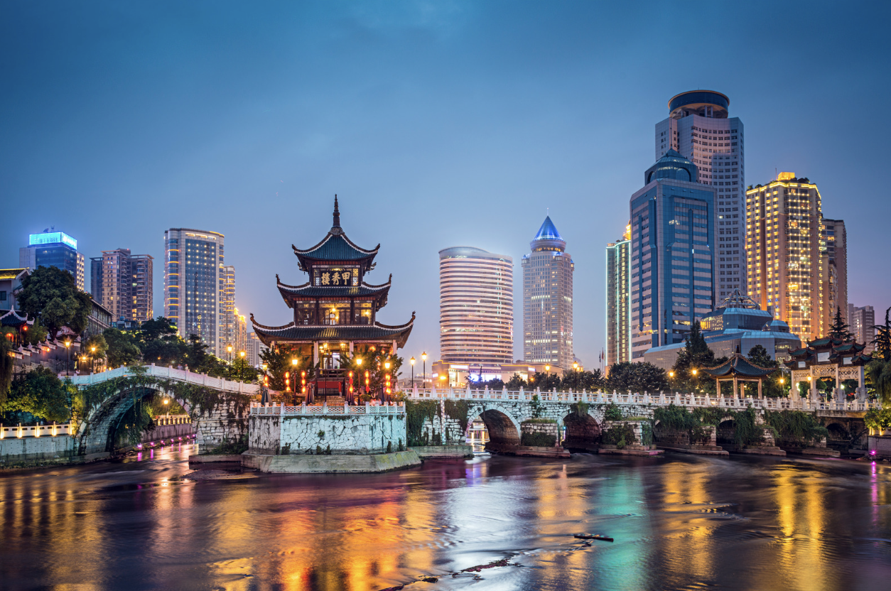 Cihnese Exploring the Colorful Diversity of the Chinese Language - LanguageBird