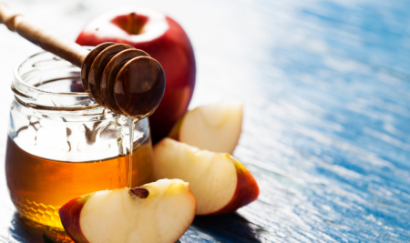 Hebrew Phrases to Impress Your Family During the High Holidays and Fall Festivals